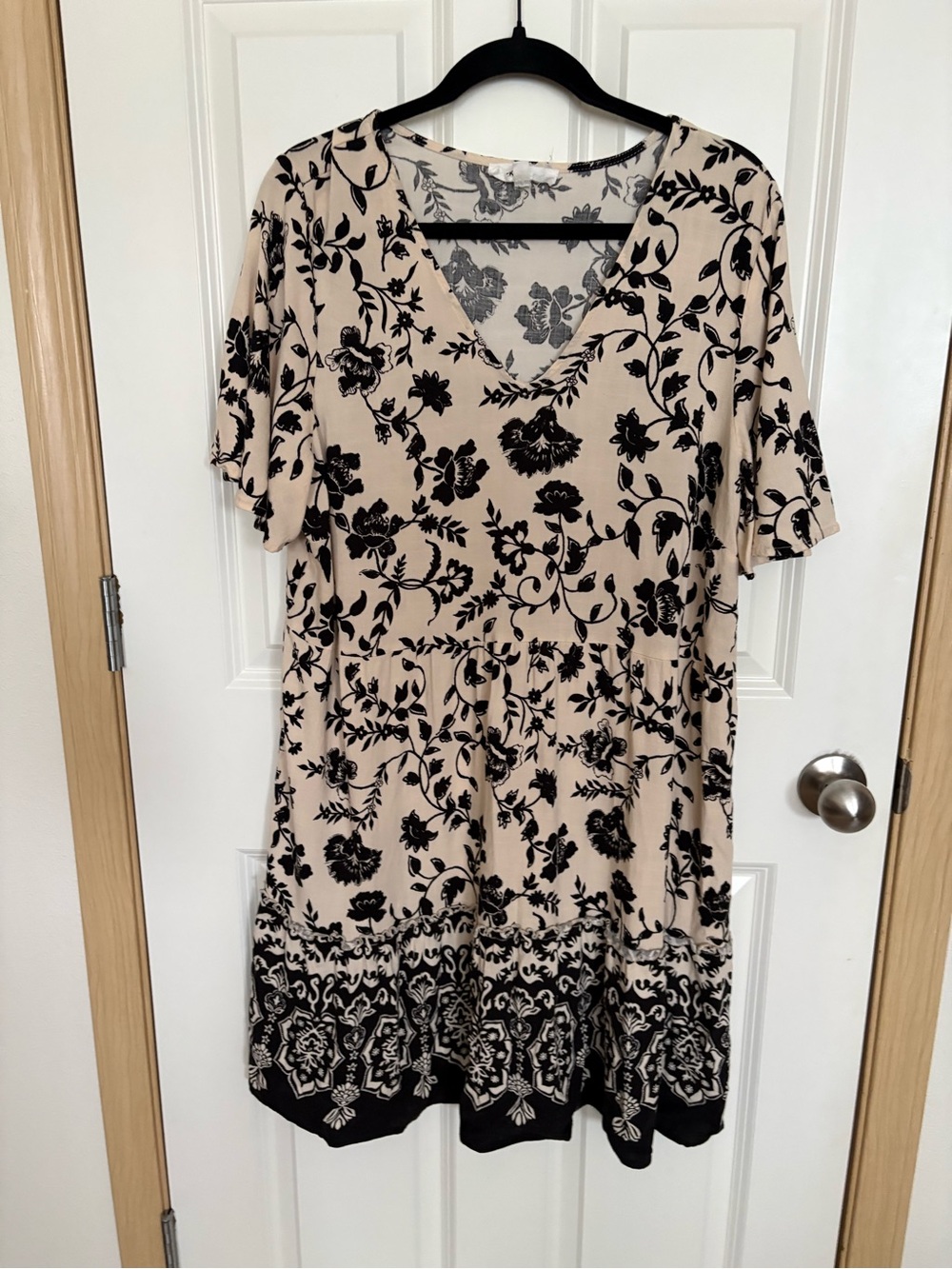 Lucky Brand Beige Midi Dress with Black Floral and Border Print